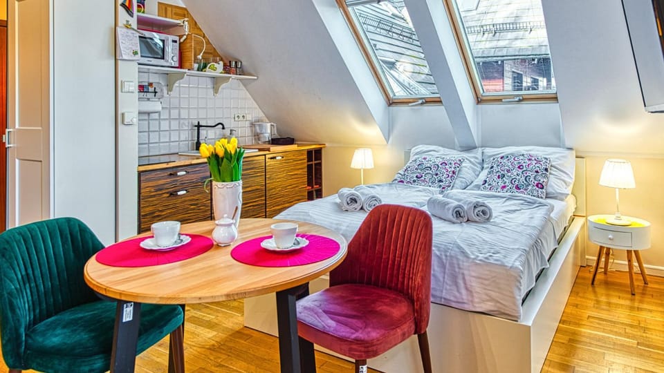 Apartament pod Świerkami z Prywatną SAUNĄ - 5D Apartments Apartment in Lower Silesian Voivodeship