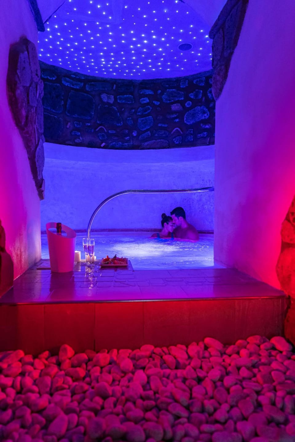 Hot Tub, Spa and wellness centre/facilities