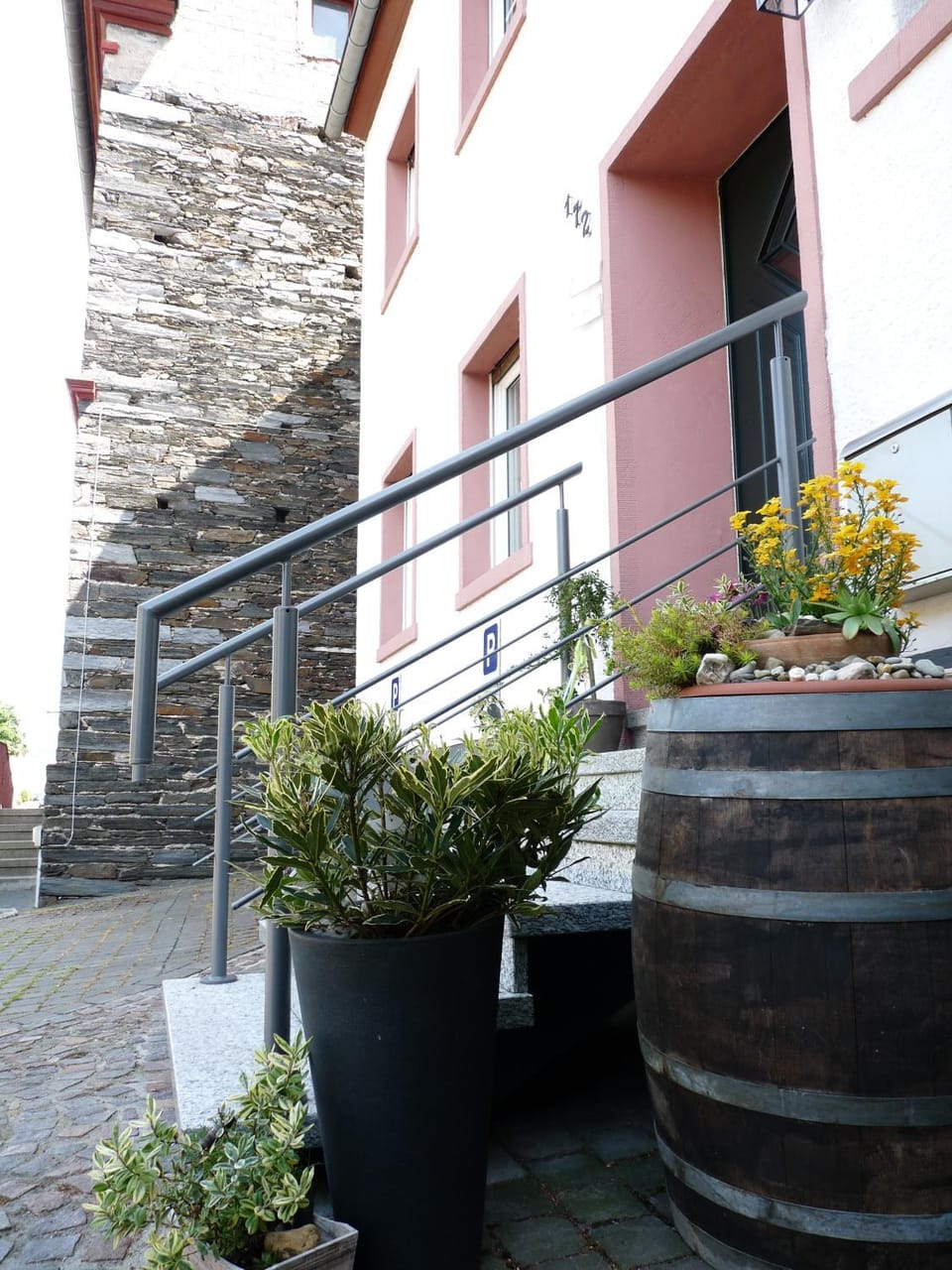 Facade/entrance, On site, Mountain view, River view, Street view