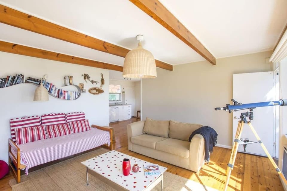 Stunning Views - beach cottage with ocean vistas House in Burrill Lake