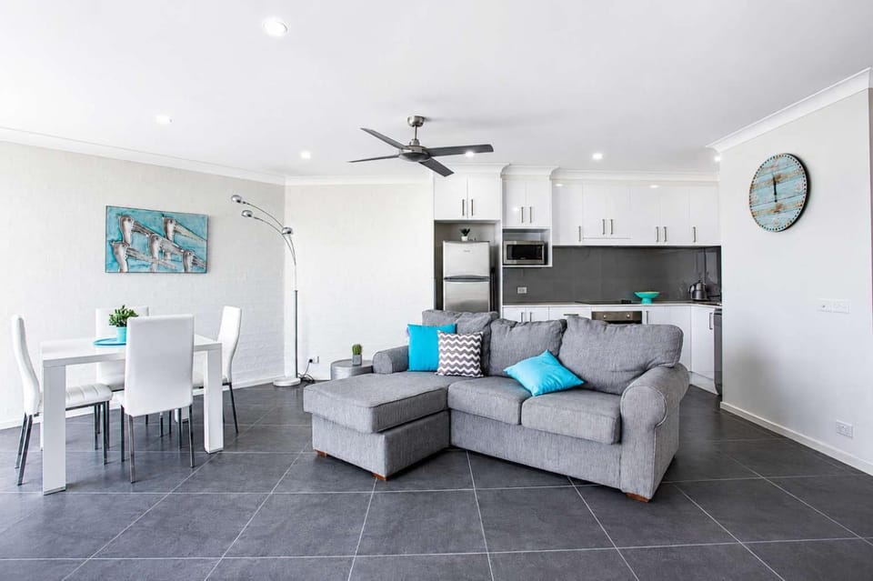 Mariners Mollymook Beach - beachside apartment Apartment in Mollymook