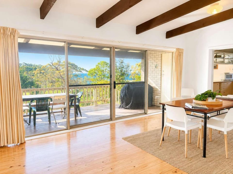 Tee to Sea House in Mollymook