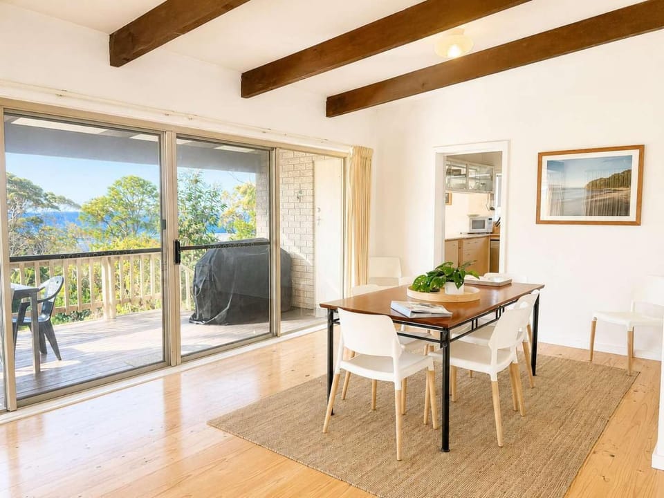 Tee to Sea House in Mollymook