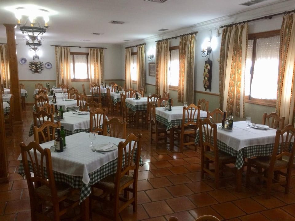 Hotel-Restaurante Venta Tomas Hotel in Castile-La Mancha