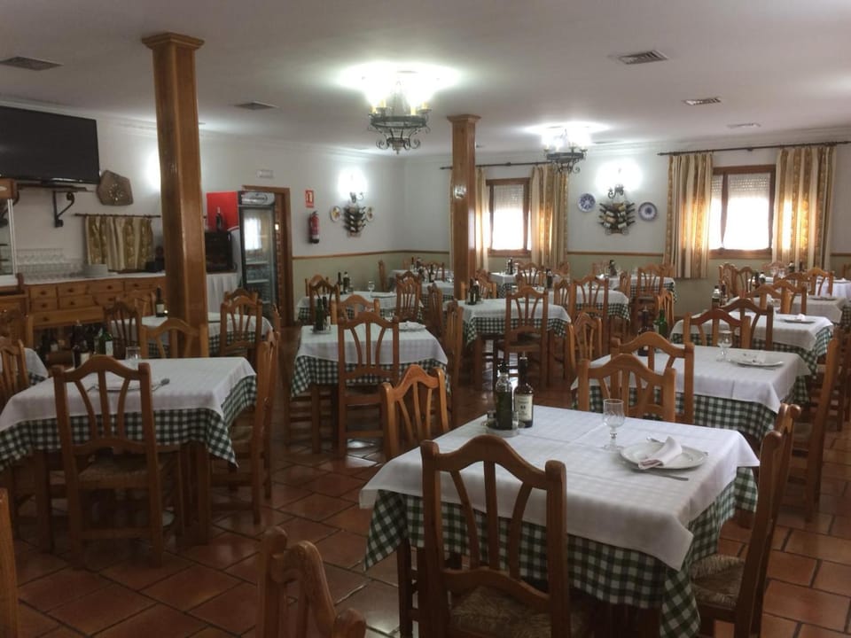Hotel-Restaurante Venta Tomas Hotel in Castile-La Mancha