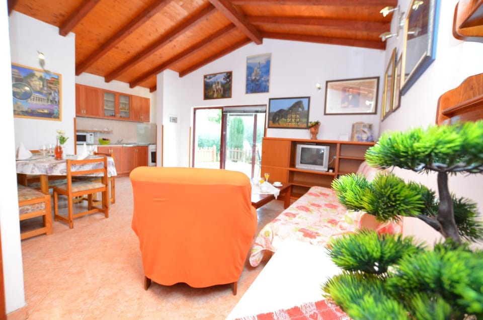 Living room, Other
