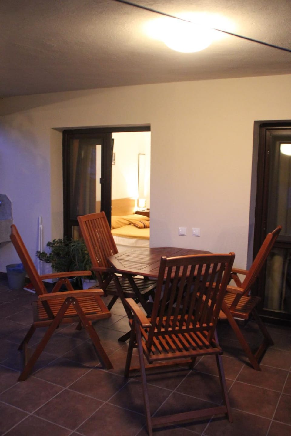 Shower, Toilet, Patio, Garden, Bathroom, TV and multimedia, Balcony/Terrace, Photo of the whole room, Bedroom, Inner courtyard view