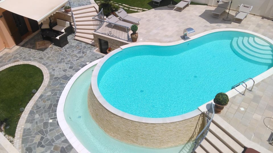 Pool view, Swimming pool, Swimming pool