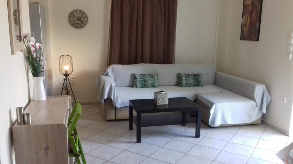 Sea Side House Kourouta House in Peloponnese, Western Greece and the Ionian