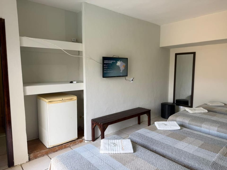 Bed, TV and multimedia, towels