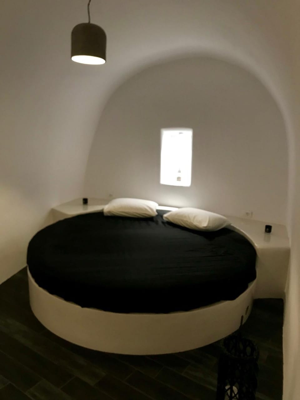 Chay Luxury Cave Apartment in Santorini