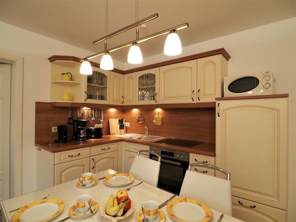 Villa Sola Bona, FW 2 Apartment in Zingst