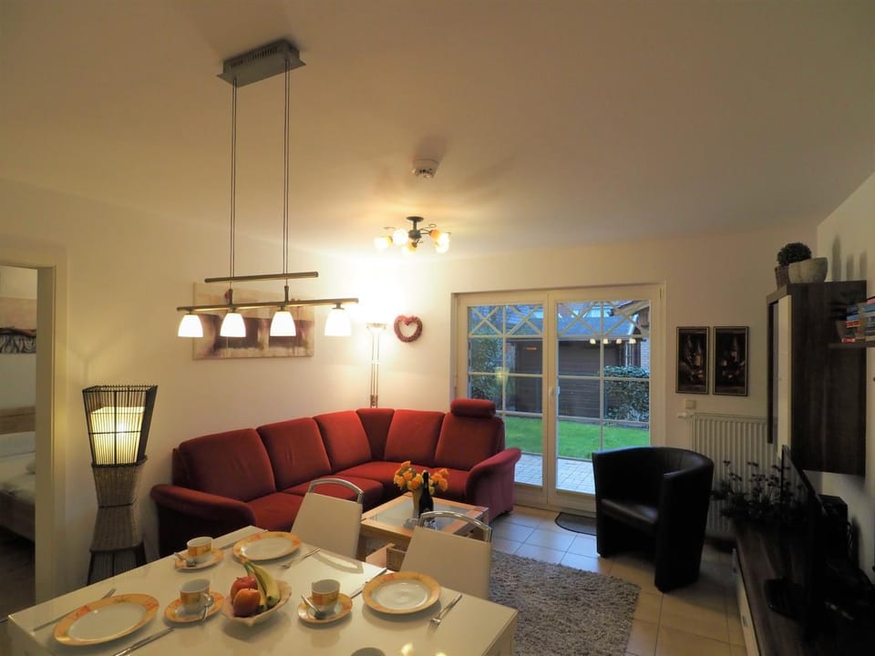 Villa Sola Bona, FW 2 Apartment in Zingst