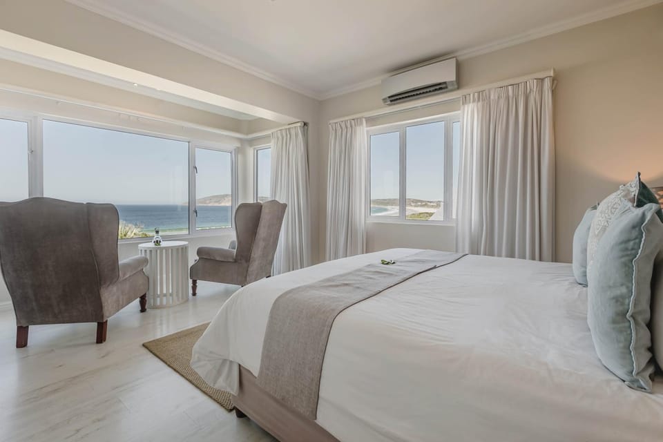 Bed, View (from property/room), Photo of the whole room, Bedroom, Sea view, air conditioner