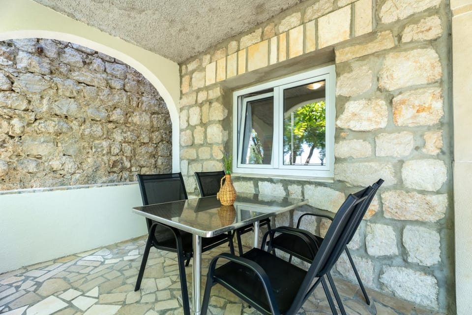 Balcony/Terrace, Balcony/Terrace