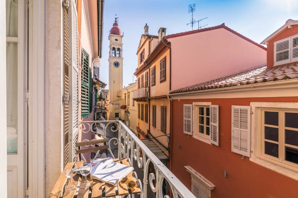 Neighbourhood, Balcony/Terrace, City view, Street view