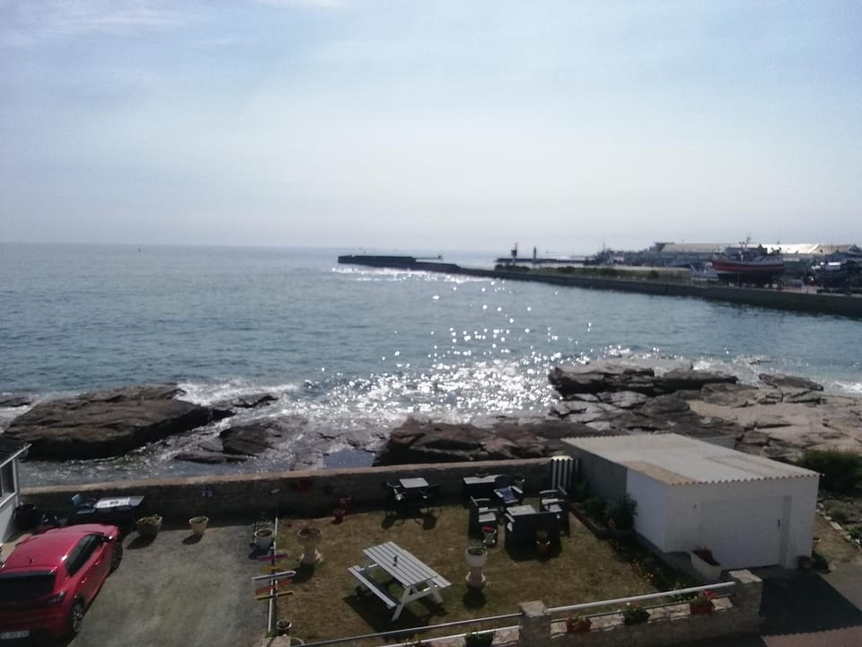 Day, Natural landscape, Garden, Balcony/Terrace, Beach, Evening entertainment, Sea view, Sunset