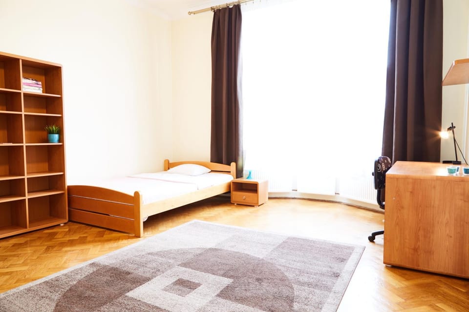 Bed, Photo of the whole room, Bedroom, hair dresser
