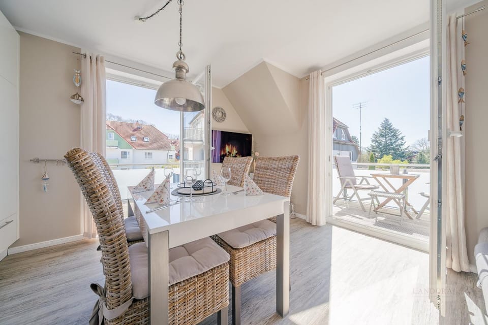 Villa Vogelsang, Pier 6 Apartment in Zingst