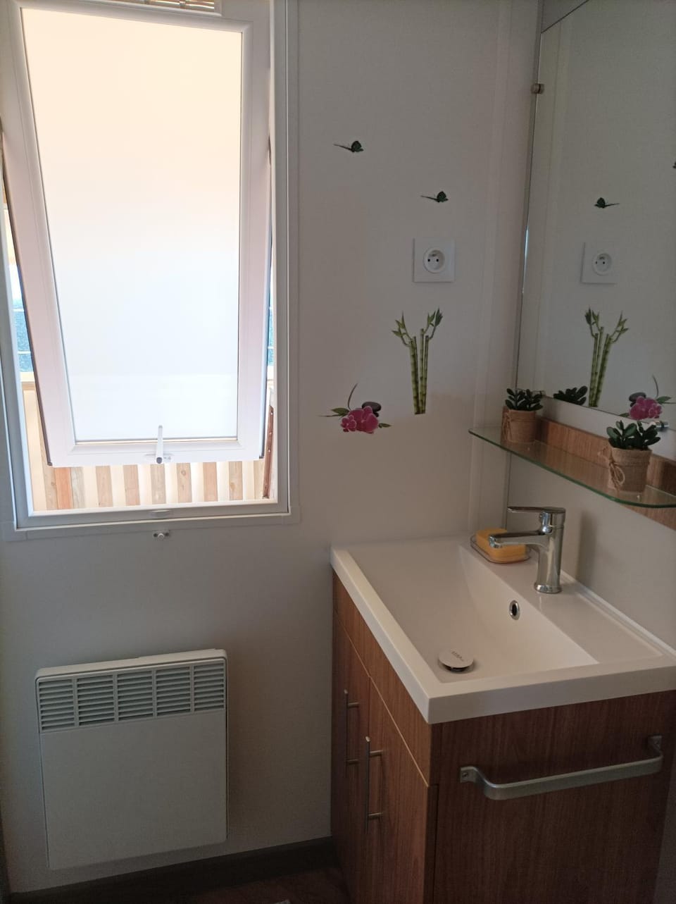 Superbe Mobil Home Campground/ 
RV Resort in Les Mathes