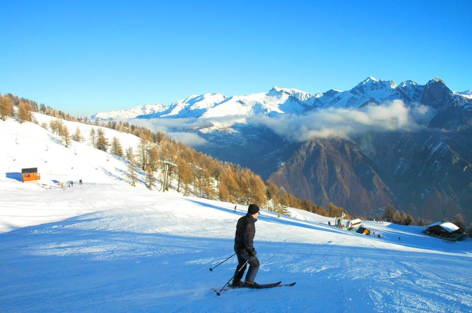 Skiing