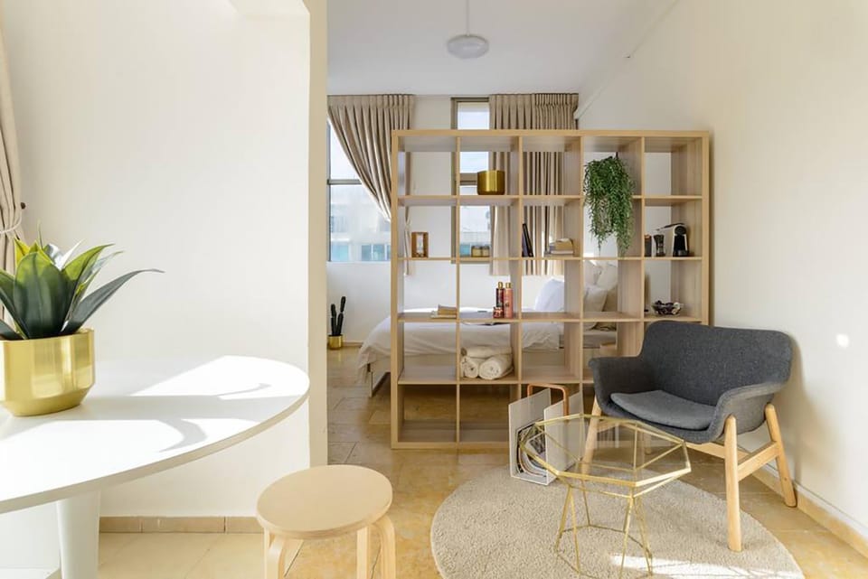 Seating area, Bedroom