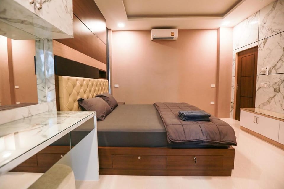 Summer Sense Sattahip Pool Villa Villa in Chon Buri Changwat