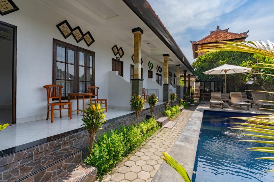 Property building, Swimming pool