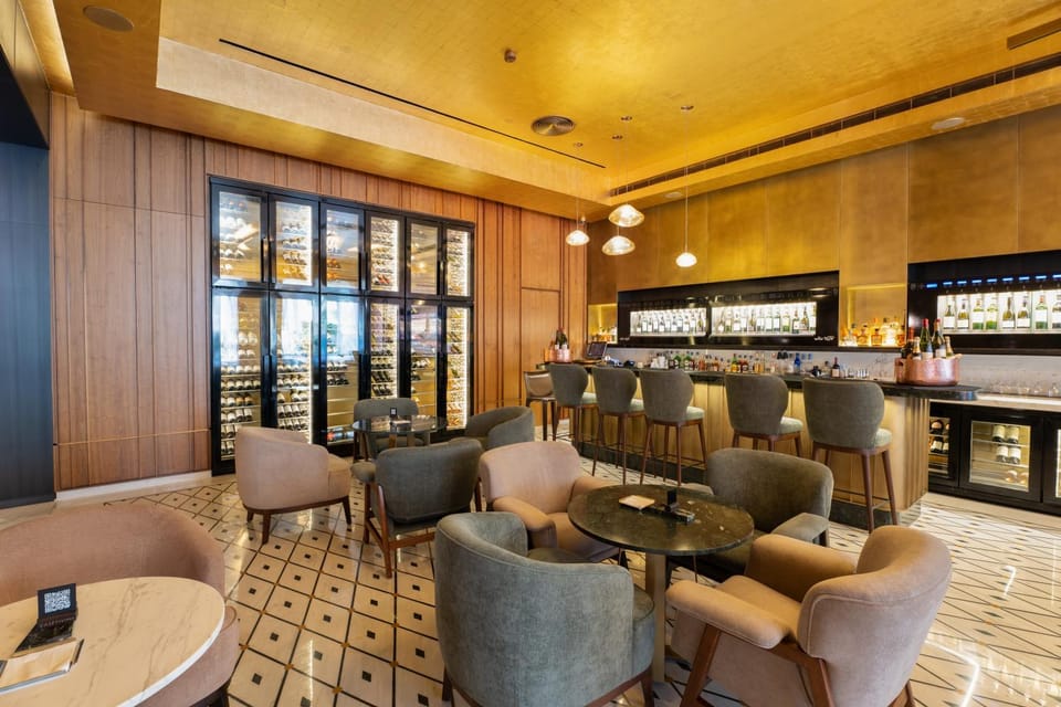 Lounge or bar, Drinks