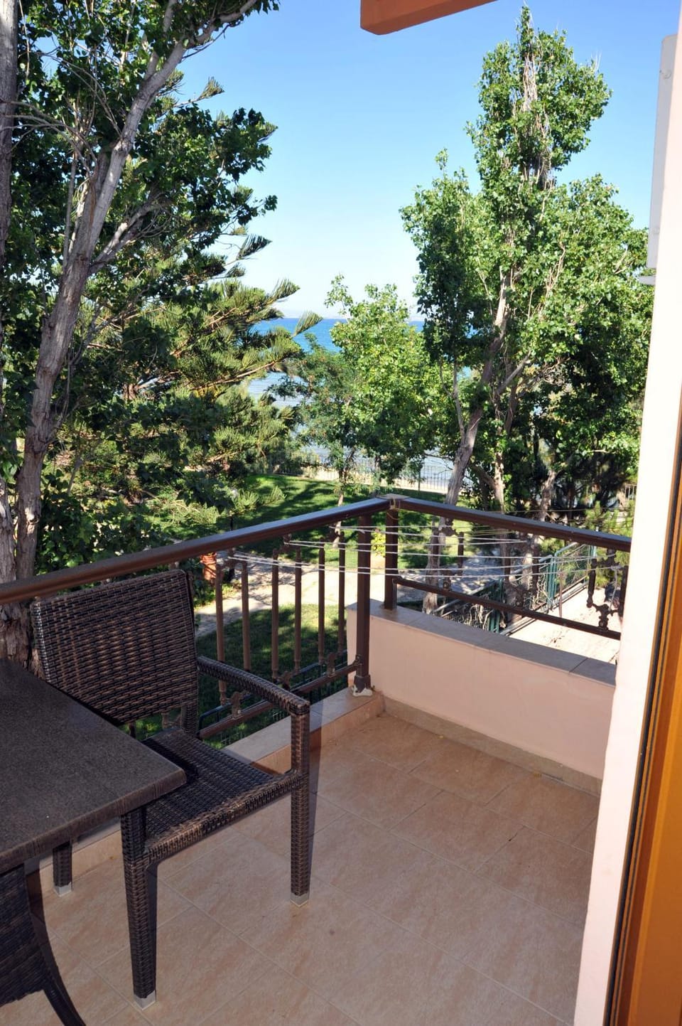 Karatzas Apartment in Decentralized Administration of the Aegean