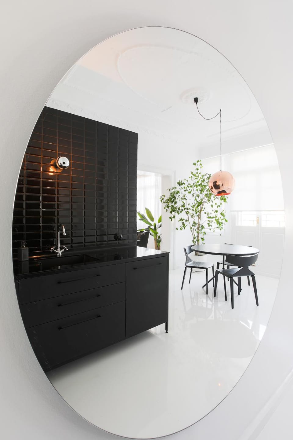 TV and multimedia, Dining area, City view
