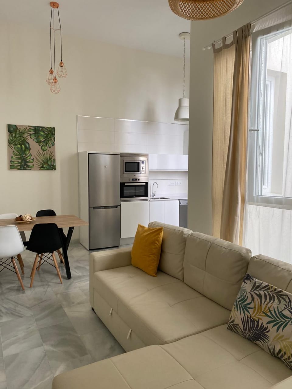 Apartamento nuevo en casa tipo palacio Apartment in Cadiz