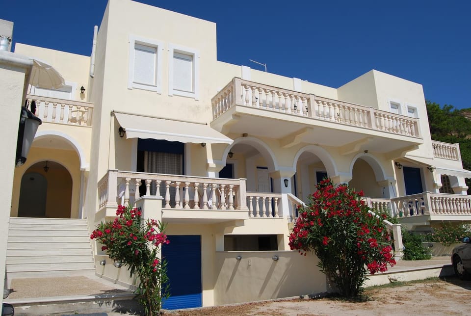 Facade/entrance, Facade/entrance