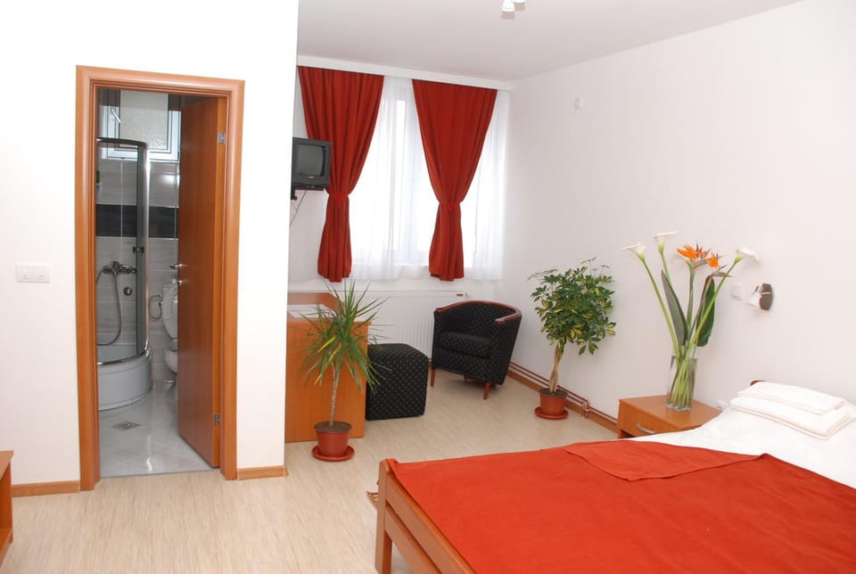 Bed, Bathroom