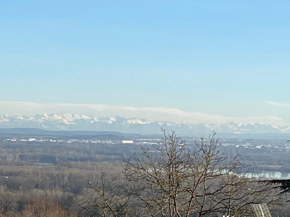 Natural landscape, View (from property/room), Lake view, Mountain view, River view