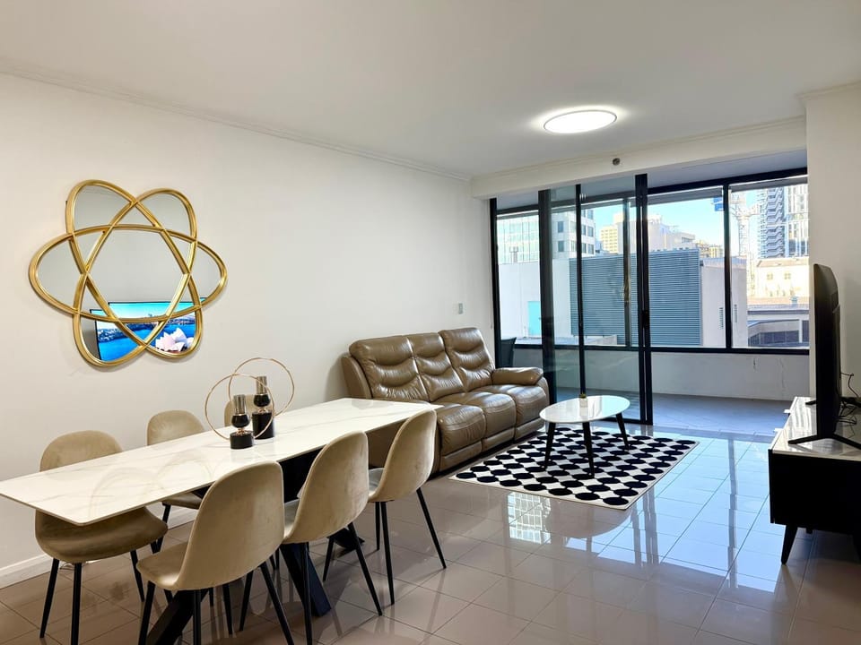 91 Liverpool Street, World Tower Apartment in Sydney