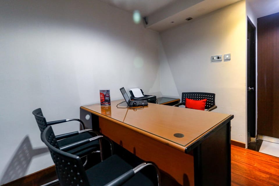 Meeting/conference room