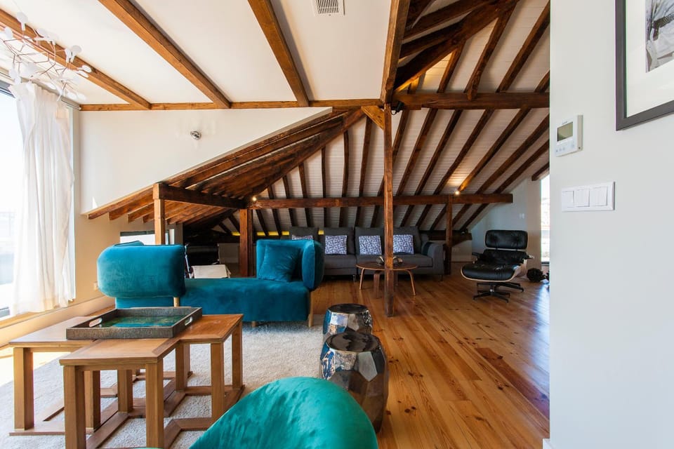 LuxLapa Duplex Apartment in Lisbon