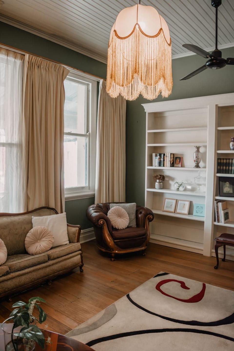 Library, Living room
