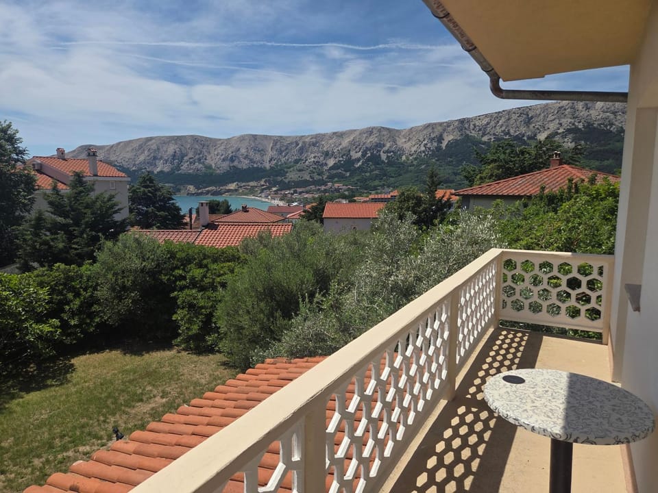 Day, View (from property/room), Balcony/Terrace, Mountain view