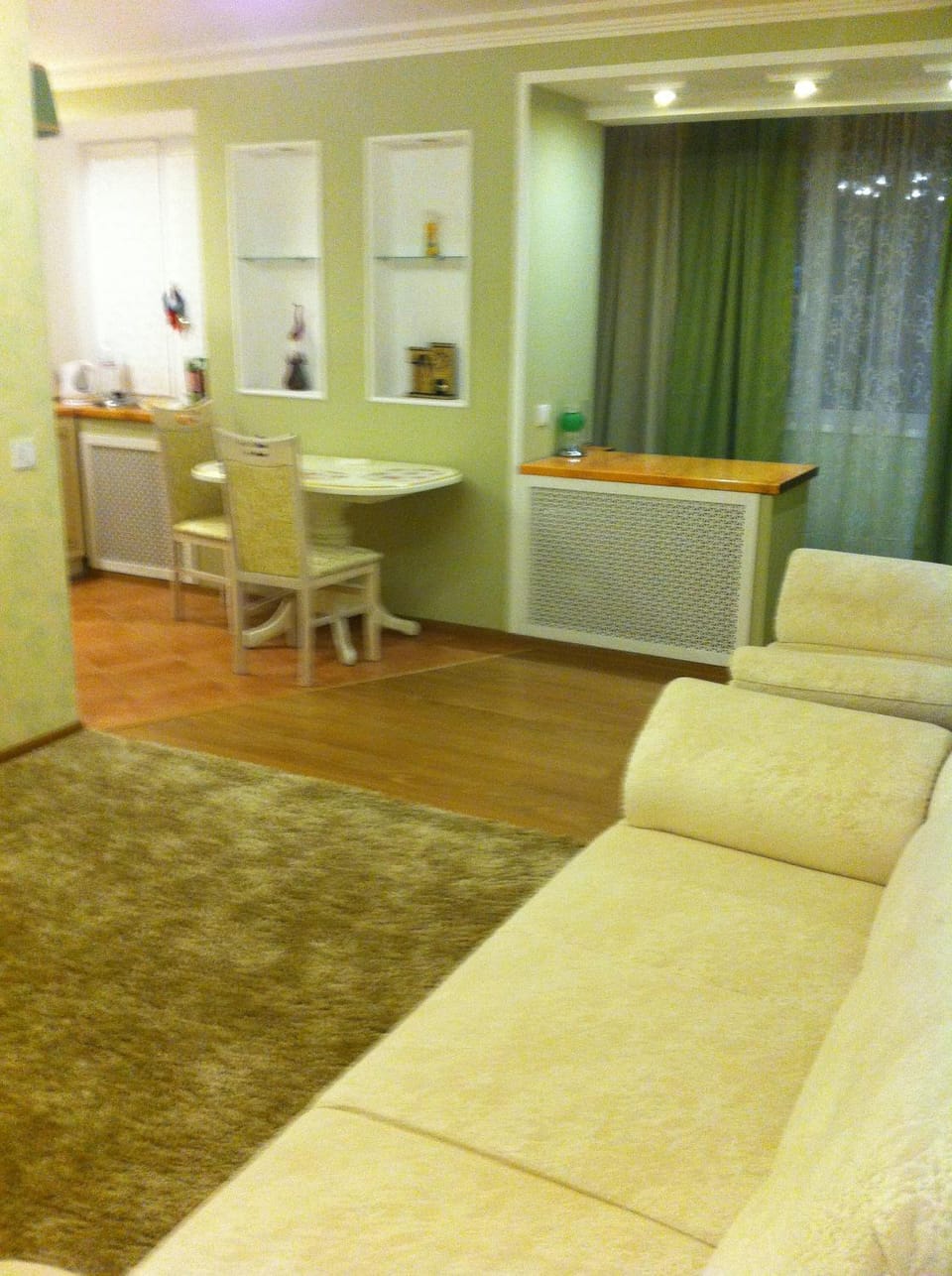 Красивая дизайнерская квартира возле метро Бот. сад Apartment in Kharkiv