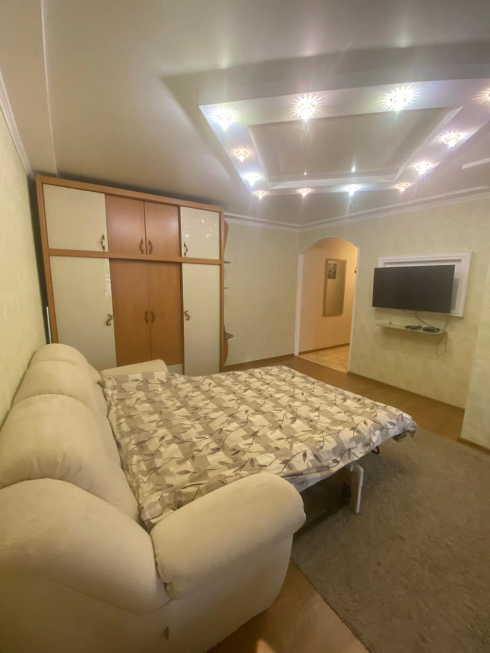 Красивая дизайнерская квартира возле метро Бот. сад Apartment in Kharkiv