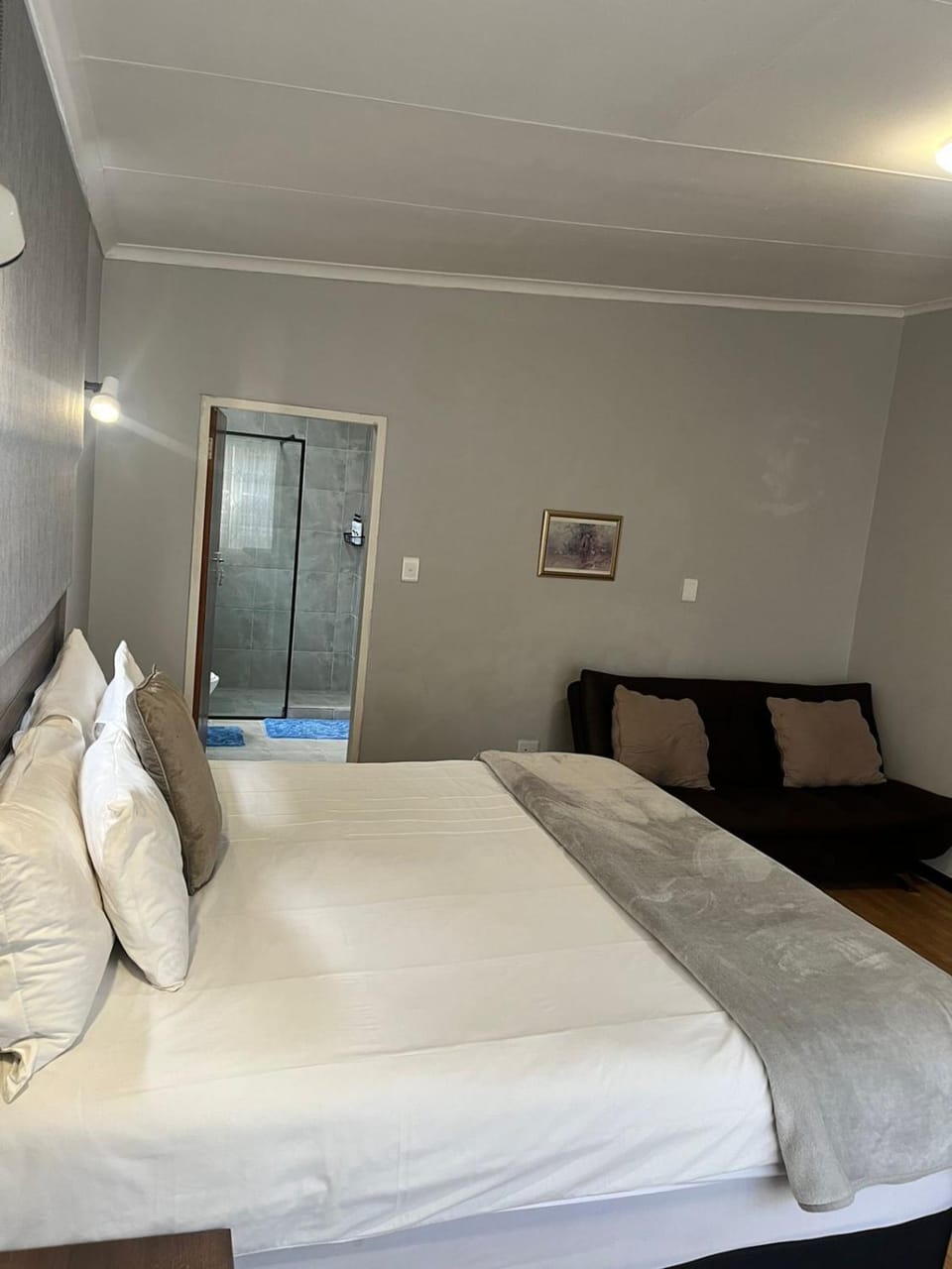 African Kingdom Guest House Bed and Breakfast in Gauteng