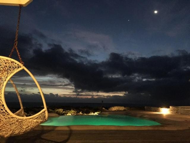 Night, Pool view, Swimming pool, sunbed