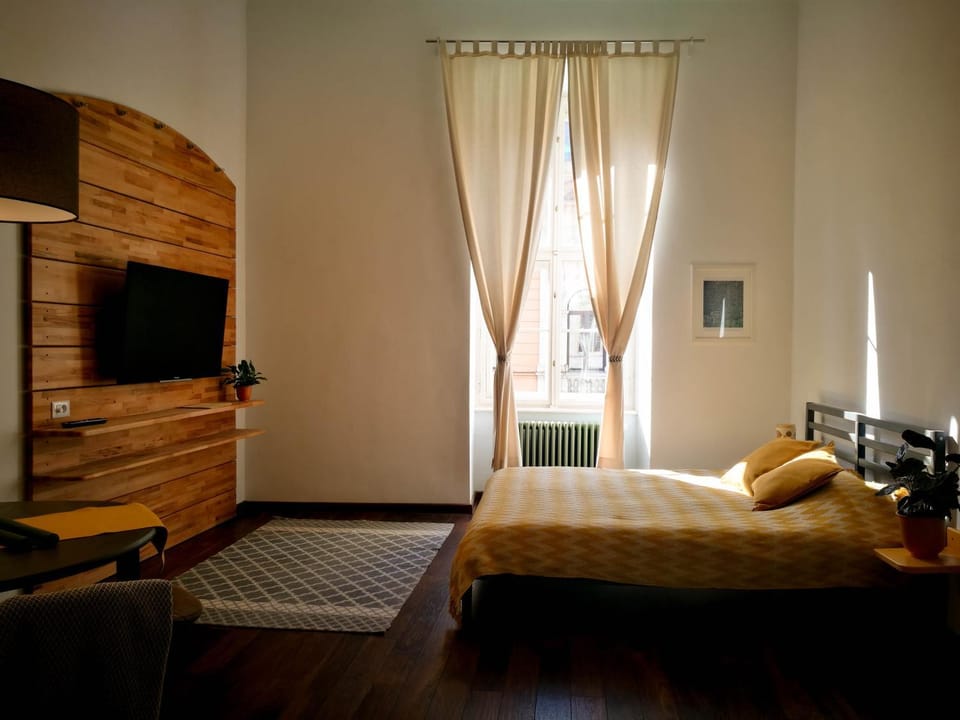 FLH - Mura Studio Apartment in Brasov