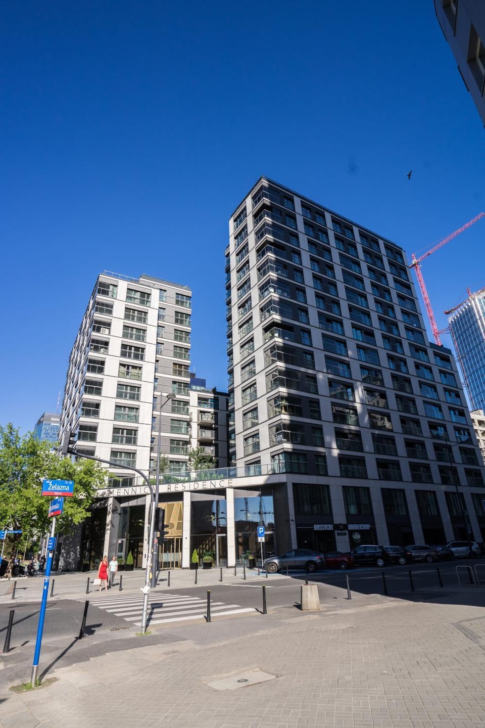 Property building, Neighbourhood