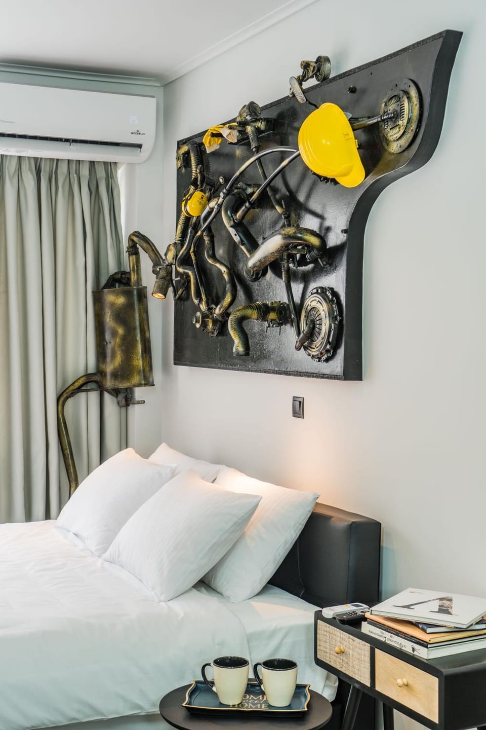 GraffitiSuites#Garage Apartment in Thessaloniki