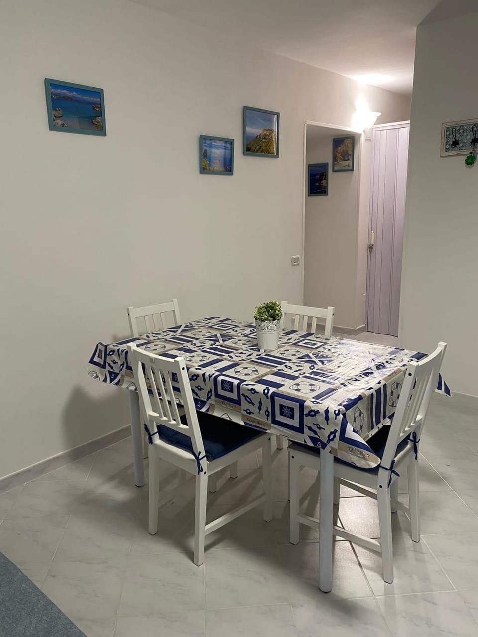 Petra Marina Home Apartment in Campania