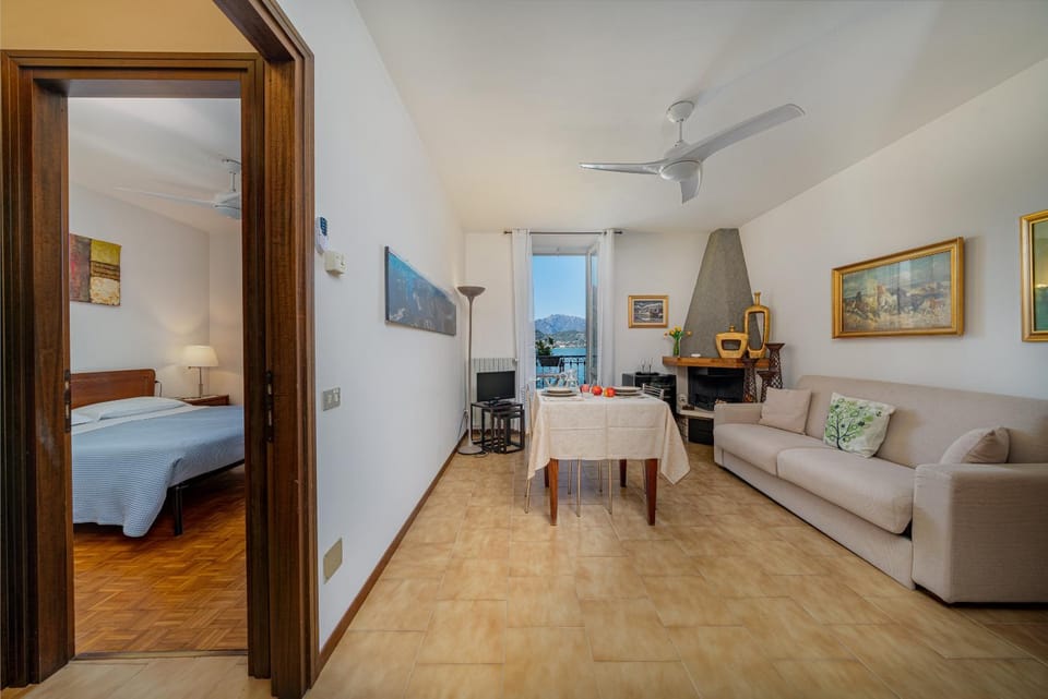 Living room, Bedroom