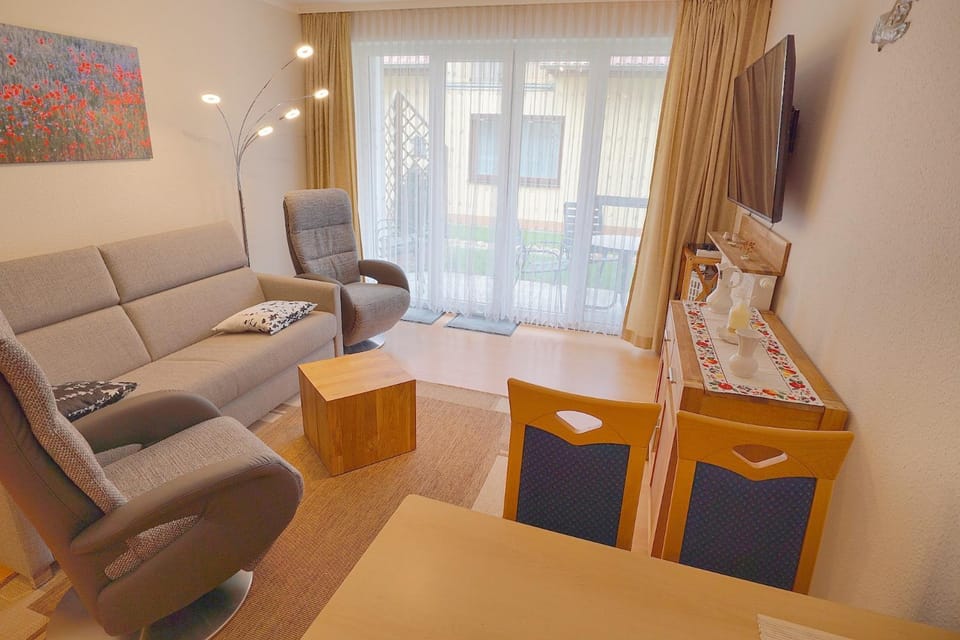 Möwennest, FW 3 Apartment in Zingst